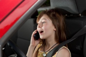 New Jersey Proposal Would Let Police Seize Cellphones in Accidents 3 distracted-driving-image